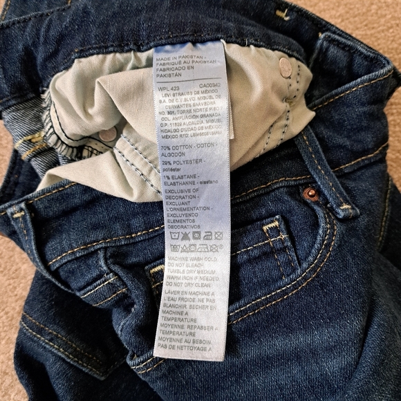 Levi's Signature Jeans Women's 29 Mid Rise  Straight Blue Denim Dark Wash - Picture 8 of 14